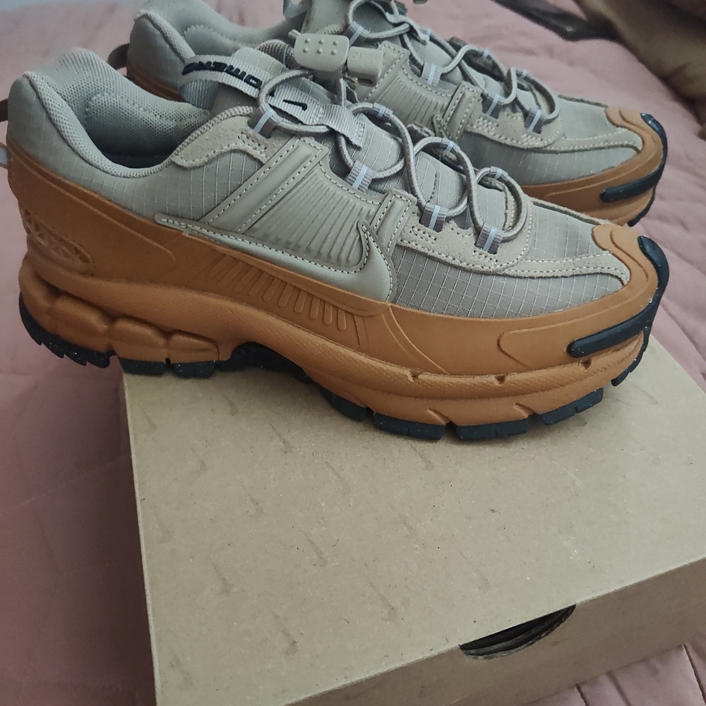 Nike Tan and Brown Sneakers with Sleek Design and Comfort